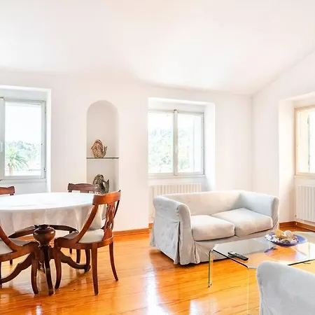 Casa Elvira - Centro Storico Sul Mare A Appartement *